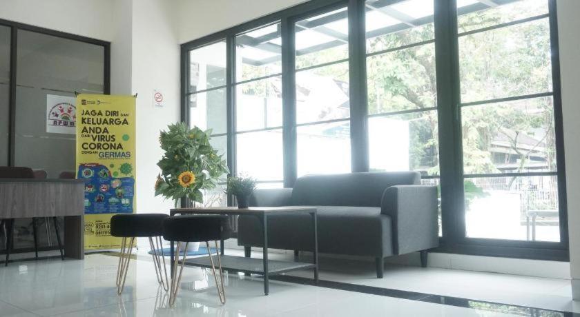 Bianco Costel Hotell Bogor Exteriör bild