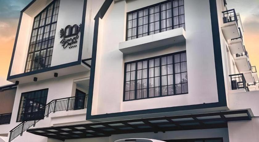 Bianco Costel Hotell Bogor Exteriör bild