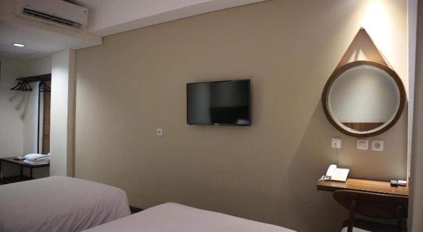 Bianco Costel Hotell Bogor Exteriör bild