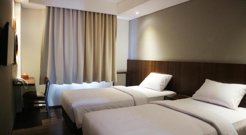 Bianco Costel Hotell Bogor Exteriör bild