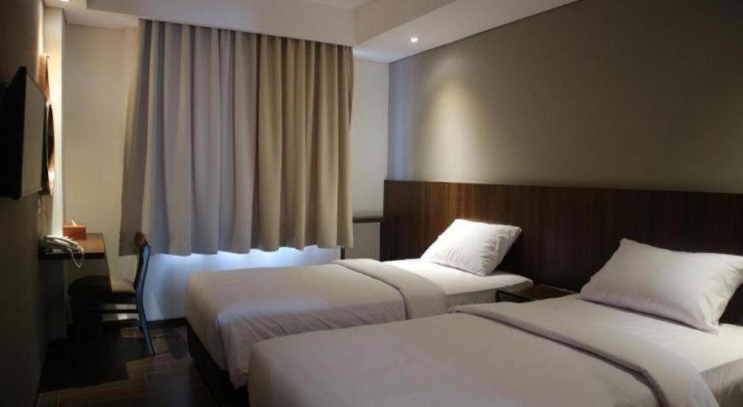 Bianco Costel Hotell Bogor Exteriör bild